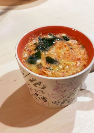 マグで簡単！キムチわかめスープ-レシピのメイン写真