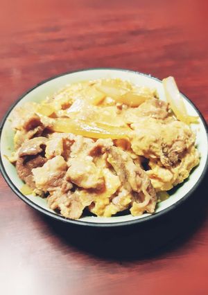 簡単◎低糖質◎オートミールで豚玉丼-レシピのメイン写真