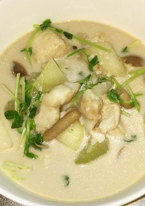 白身魚と冬瓜と豆苗のココナッツ煮-レシピのメイン写真