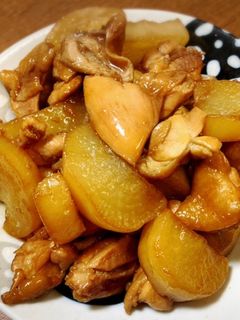 染み染み!簡単!鶏肉と大根と里芋の煮物-レシピのメイン写真