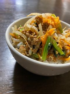 肉みそ丼/七尾市学校給食-レシピのメイン写真