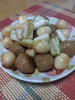 肉団子でねぎま♡炒め②串なし-レシピのメイン写真