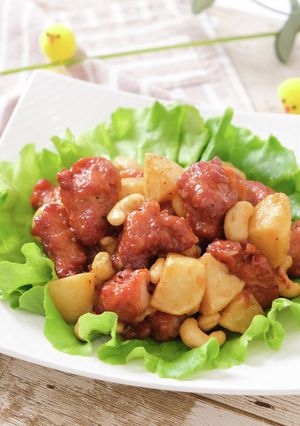 鶏唐揚げとナッツ＆ポテトの甘辛炒め-レシピのメイン写真
