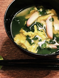 簡単!かまぼことほうれん草のお吸い物-レシピのメイン写真