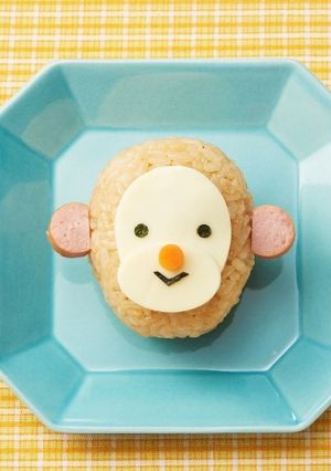 おさるさんおにぎり-レシピのメイン写真