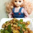 リカちゃん♡鶏肉とちぎりピーマン炒め