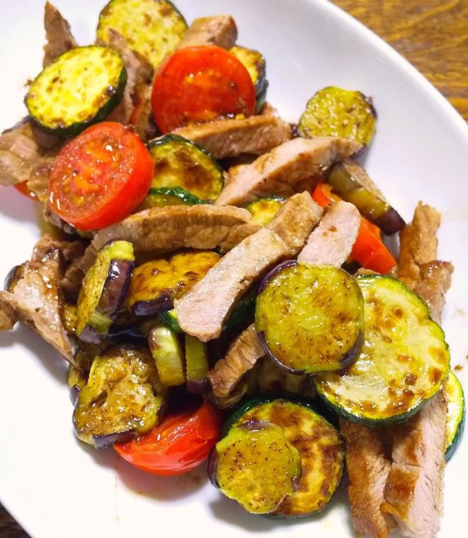 夏野菜と豚肉のソテー by マイケルの料理 【クックパッド】 簡単