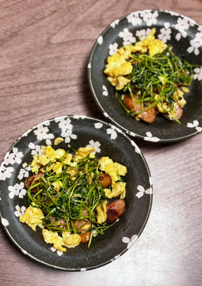 豆苗とウインナーの卵炒め-レシピのメイン写真