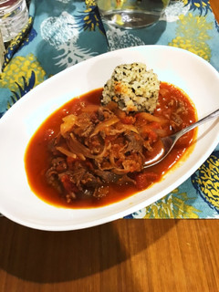 ビーフストロガノフとバジルごはん-レシピのメイン写真