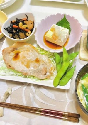 豚ロースメインの夕飯メニュー・栗ご飯-レシピのメイン写真