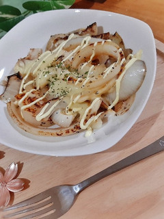 玉ねぎのバター焼き、マヨチーズのせ-レシピのメイン写真