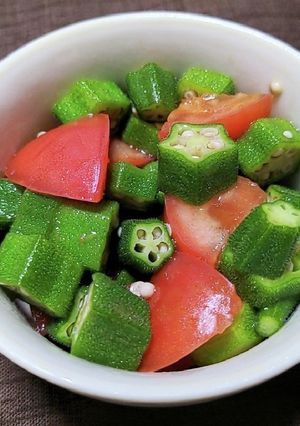 おくらとトマトのめんつゆマリネ-レシピのメイン写真