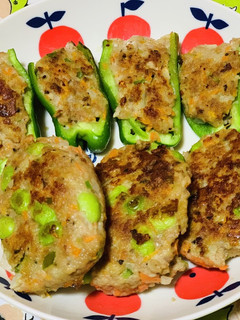 枝豆ハンバーグ&ピーマンの肉詰め-レシピのメイン写真