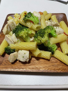 鶏肉とブロッコリーのペペロンチーノ-レシピのメイン写真