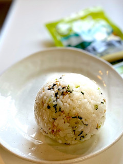彩り美し✨ひろしのWのごま胡麻おにぎり-レシピのメイン写真