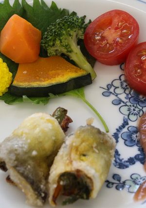鮎のさっぱり巻き　梅ソースを添えて-レシピのメイン写真
