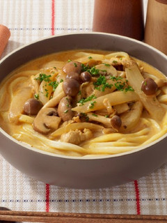 たっぷりきのこのミルクカレーうどん-レシピのメイン写真