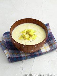 簡単!さつまいもの豆乳みそ汁-レシピのメイン写真