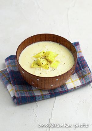 簡単！さつまいもの豆乳みそ汁-レシピのメイン写真