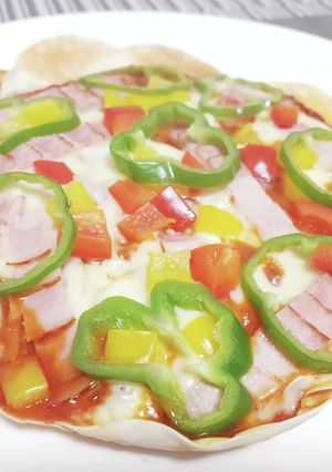 超簡単！餃子の皮で作るミックスピザ！！-レシピのメイン写真