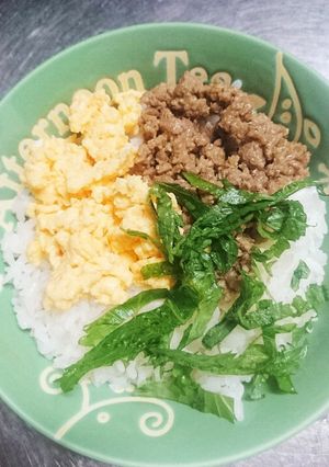 簡単！３色丼〜♪♪♪-レシピのメイン写真