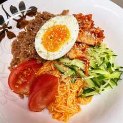 รูปของ そうめんビビン麺