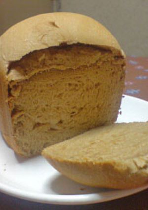 HBで全粒粉100％の食パン-レシピのメイン写真