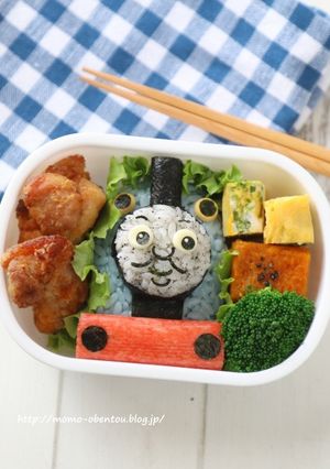デコふりブルーで機関車トーマスのキャラ弁-レシピのメイン写真