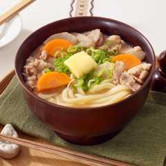A picture of 豚汁バターうどん.
