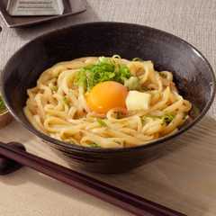 A picture of 釜玉風わさびバターうどん.