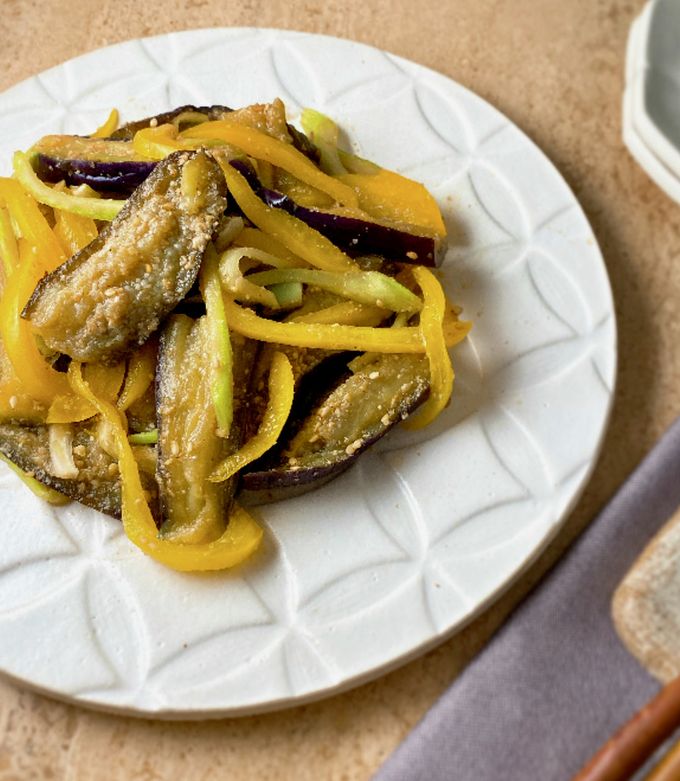 なすとセロリとパプリカのごま酢和え＊ by Keiboubou 【クックパッド