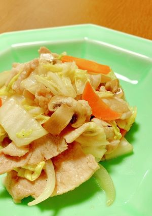 初心者でも簡単！豚こま肉と白菜の炒め物-レシピのメイン写真