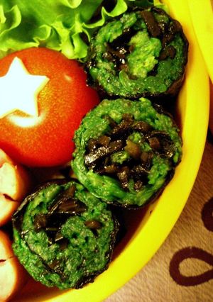 お弁当に♬春菊と塩昆布の海苔巻き-レシピのメイン写真