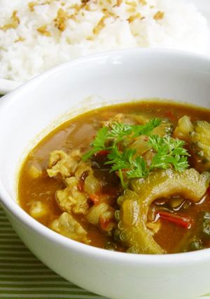にがうりと豚肉のカレーで夏バテ予防！-レシピのメイン写真