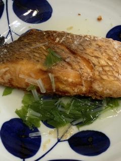 料亭気分。鯛の唐揚げ餡掛けソース添え-レシピのメイン写真
