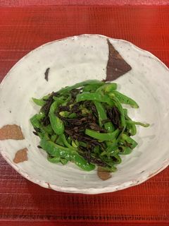 ピーマンとひじきの炒め-レシピのメイン写真