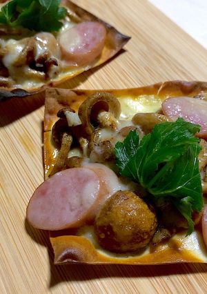 【一口サイズ】ワンタンの皮deなめこピザ-レシピのメイン写真