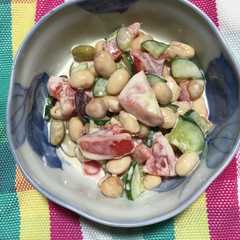 รูปของ 簡単ヘルシー豆乳入り大豆サラダ