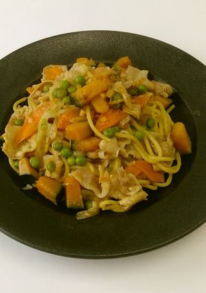 かぼちゃと豚バラの生姜焼き風生スパゲティ-レシピのメイン写真