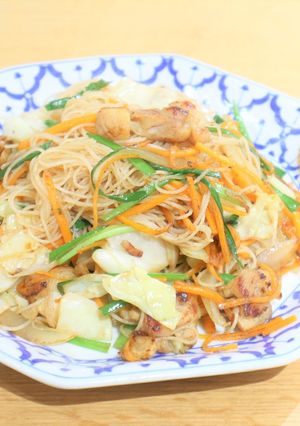スパイス香る！ネパール風焼ビーフン-レシピのメイン写真