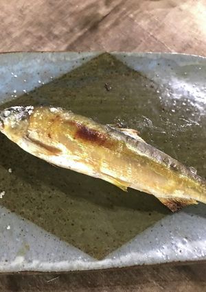あゆの塩焼き〜骨の抜き方-レシピのメイン写真