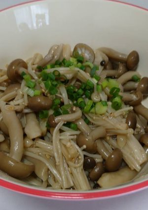 簡単！レンジで♪しめじとえのきのナムル♪-レシピのメイン写真