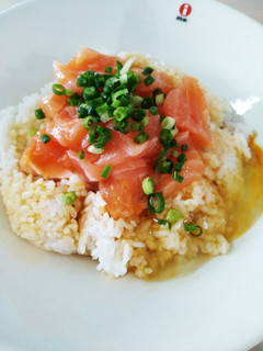 コストコサーモンでサーモン丼-レシピのメイン写真