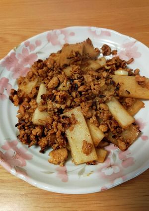 鶏挽肉と大根のオイスターケチャップ炒め-レシピのメイン写真