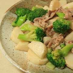 รูปของ 長芋と豚肉の塩炒め♪