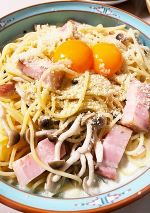 簡単!濃厚ベーコンとしめじのカルボナーラ-レシピのメイン写真