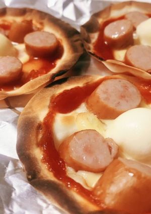 簡単!餃子の皮でミニピザ-レシピのメイン写真