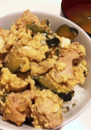 ズッキーニの親子丼風-レシピのメイン写真