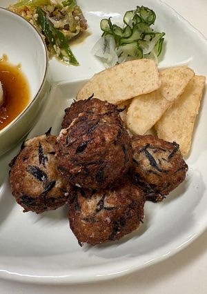 ひじき肉団子と揚げ芋の おろしあん-レシピのメイン写真