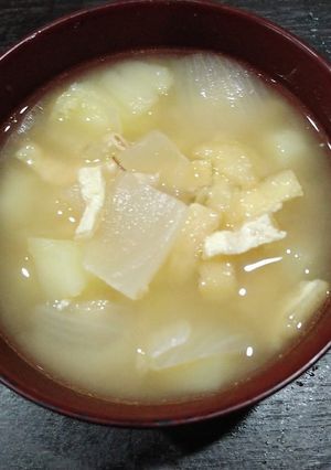 じゃがいもと油揚げの味噌汁-レシピのメイン写真